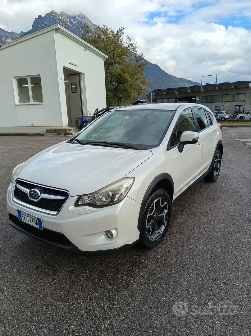 Subaru Xv 2014 photo 3