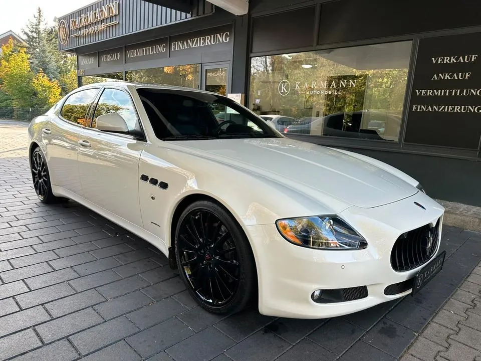 Maserati Quattroporte