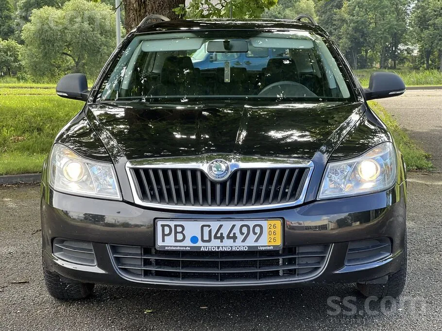 Skoda Octavia 2010 photo 4