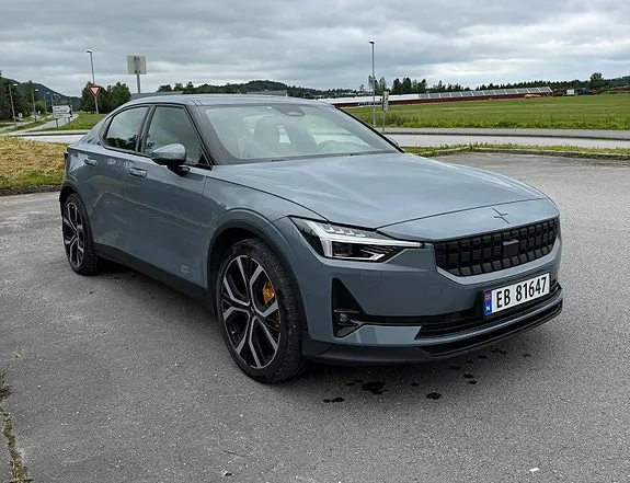 Polestar 2 2021 photo 2