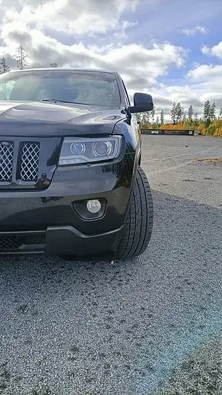 Jeep Grand Cherokee 2011 photo 3