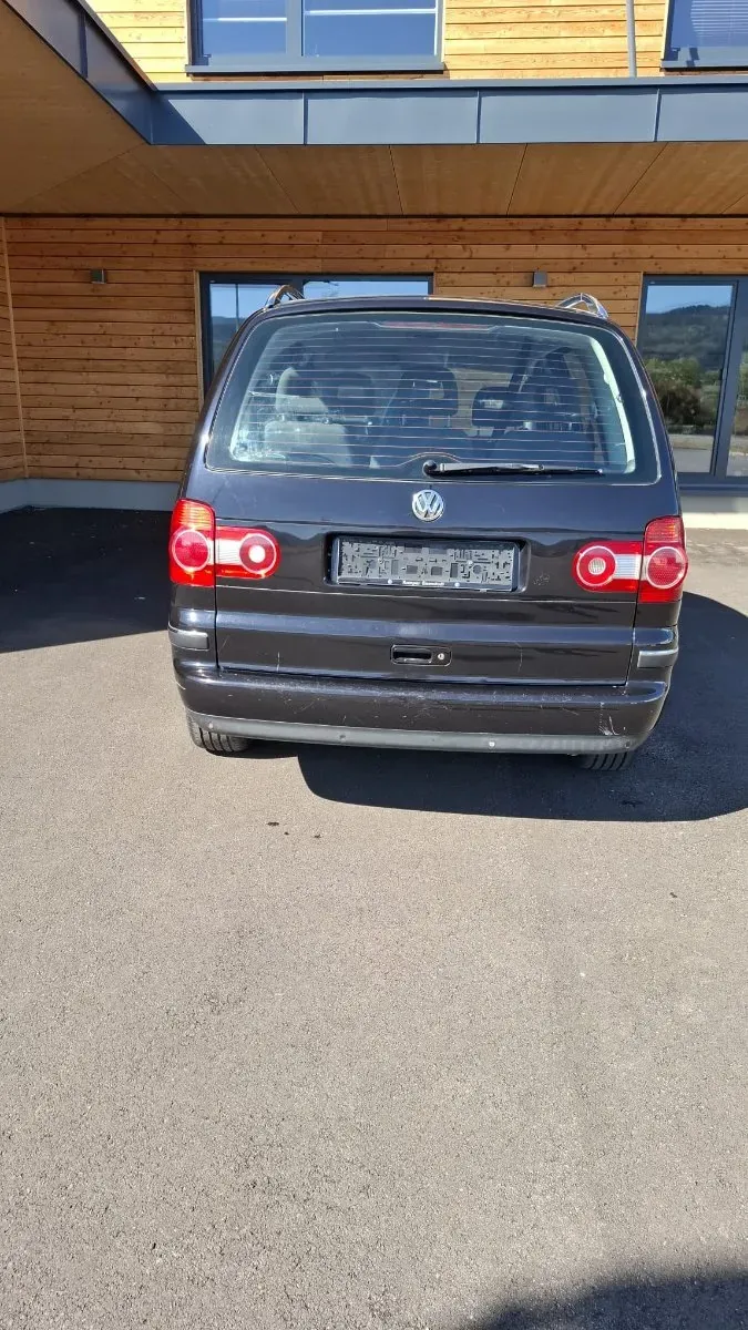 Volkswagen Sharan 2007 photo 3