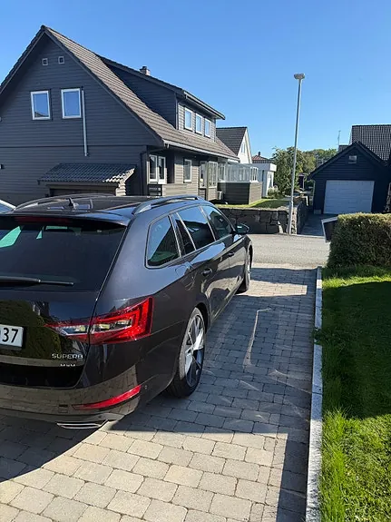 Skoda Superb 2018 photo 5