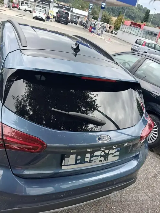 Ford Focus 2023 photo 4