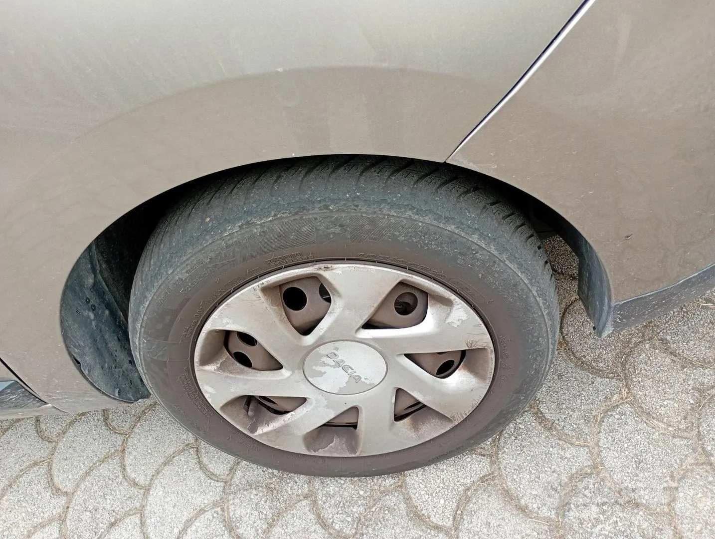 Dacia Lodgy 2012 photo 2