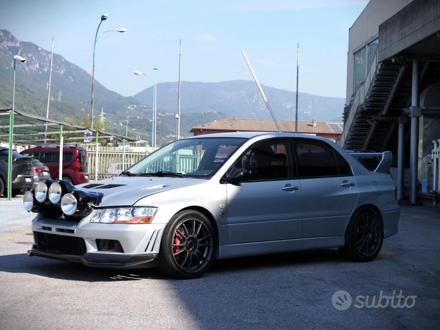 Mitsubishi Lancer