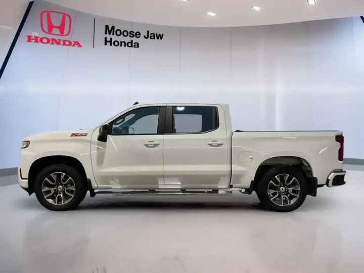 Chevrolet Silverado 1500 2021 photo 3