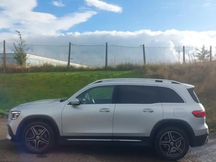 Mercedes-Benz Glb 2023 photo 4