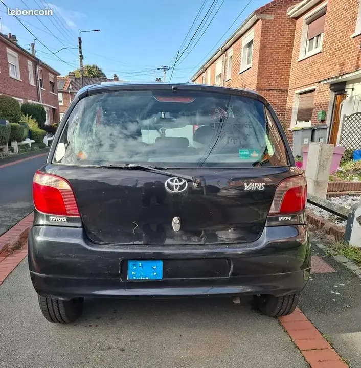 Toyota Yaris 2002 photo 3