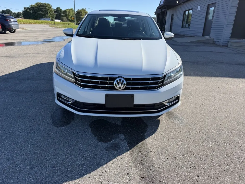 Volkswagen Passat 2018 photo 2