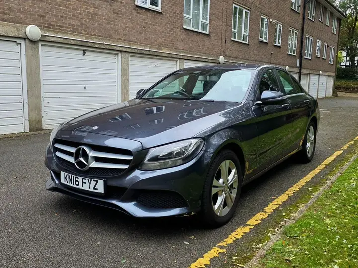 Mercedes-Benz C-Class 2016 photo 3