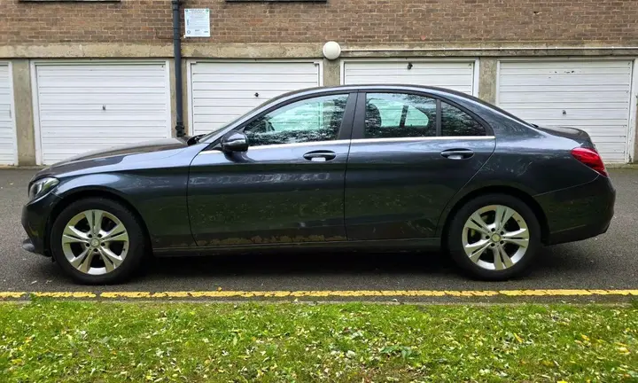 Mercedes-Benz C-Class 2016 photo 4