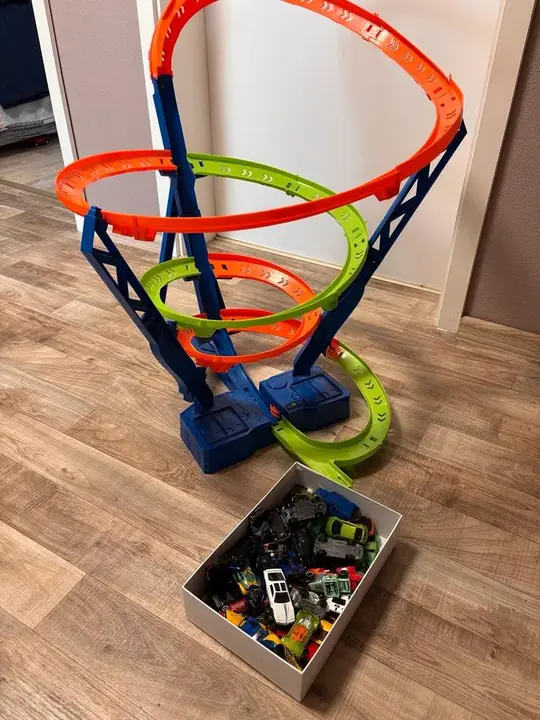 Hot Wheels Rennbahn
