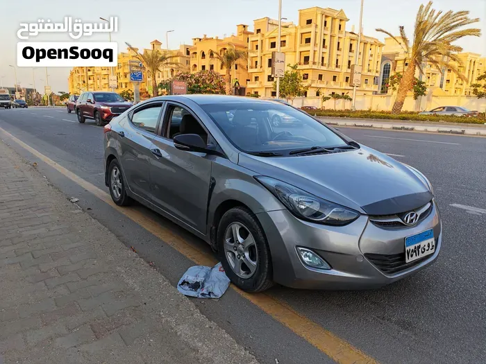 Hyundai Elantra 2013 photo 3