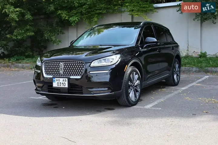 Lincoln Corsair