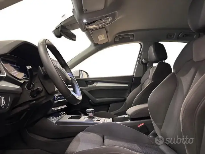 Audi Q5 2022 photo 2