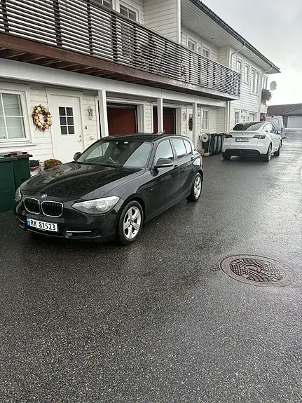 BMW 118D 2012 photo 2