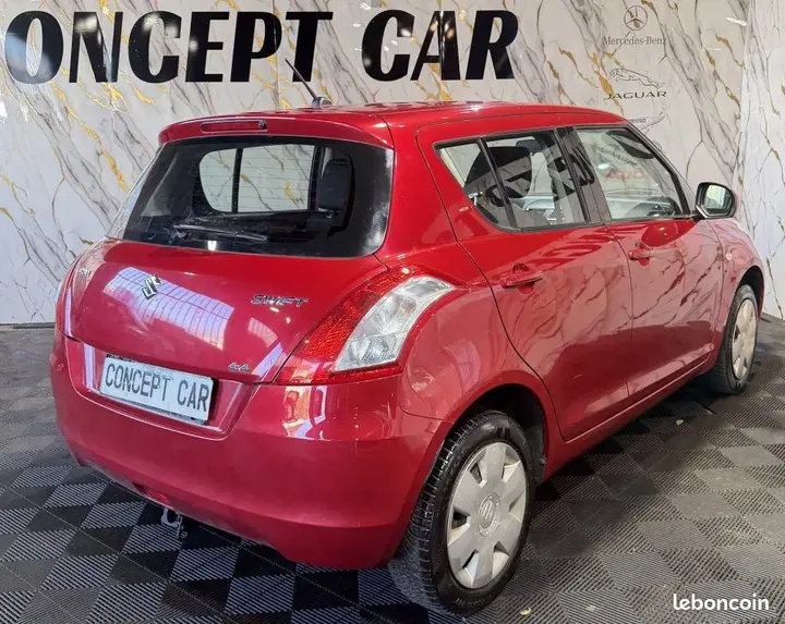 Suzuki Swift 2011 photo 5