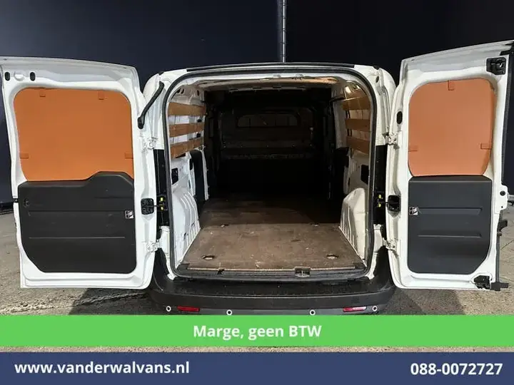 Opel Combo 2018 photo 2