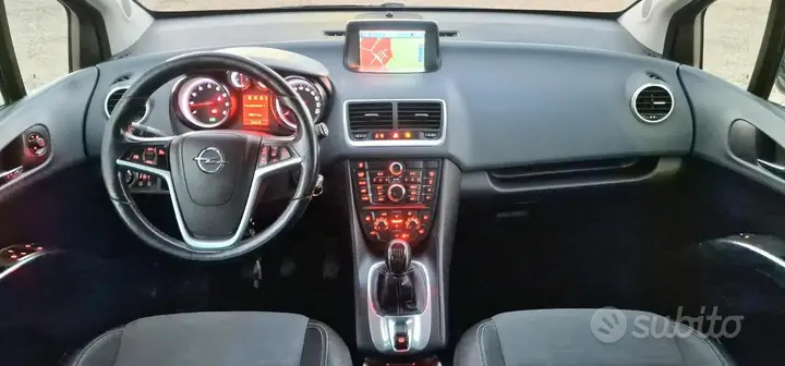 Opel Meriva 2011 photo 4