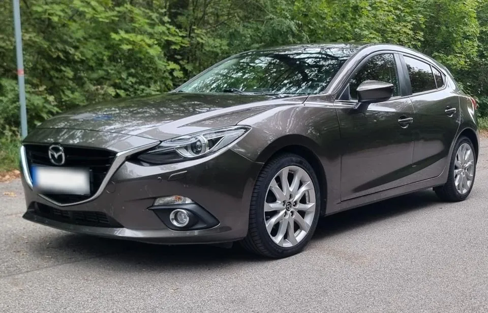 Mazda 3