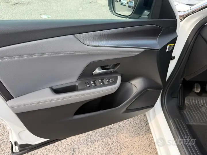 Opel Mokka 2023 photo 4