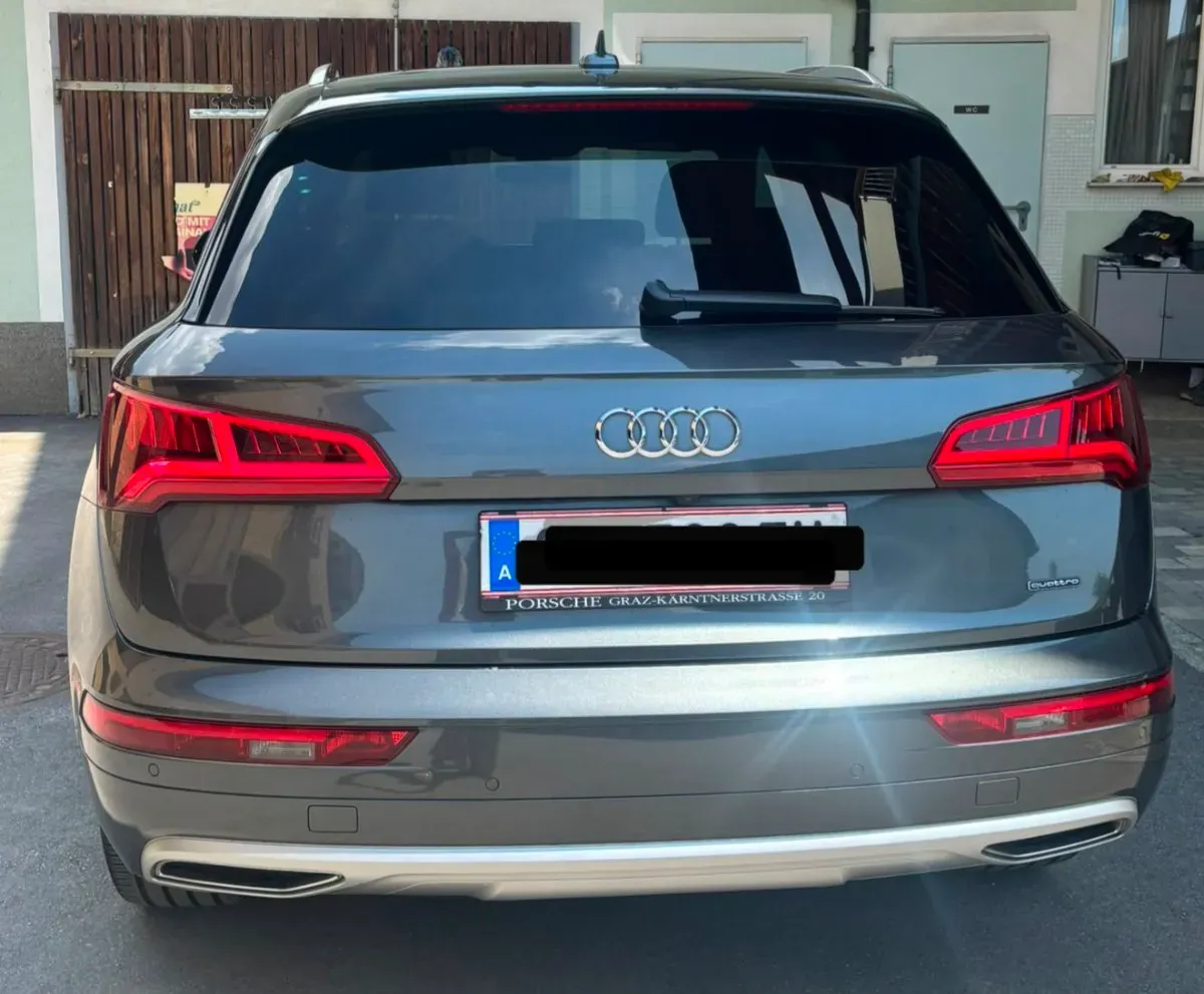 Audi Q5 2017 photo 2