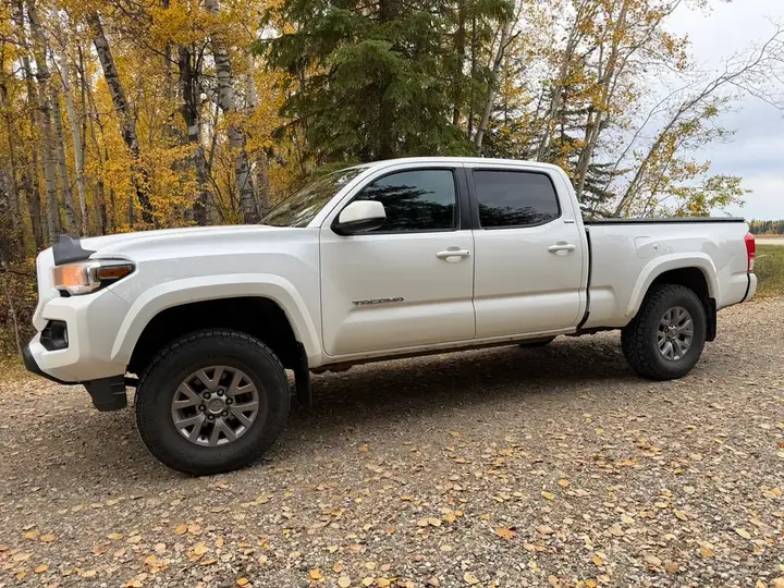 Toyota Tacoma 2017 photo 5
