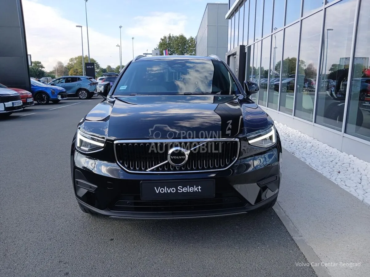 Volvo Xc40 2025 photo 2