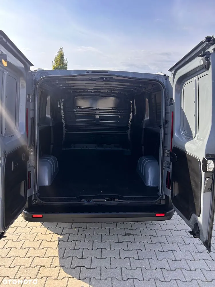Renault Trafic 2021 photo 5