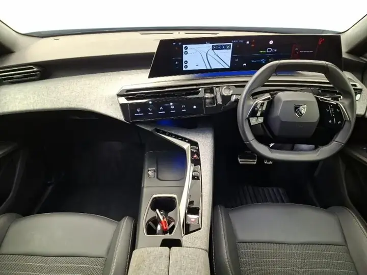 Peugeot E-3008 2024 photo 3