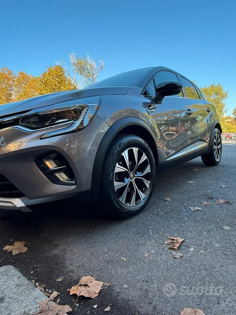 Renault Captur 2023 photo 4