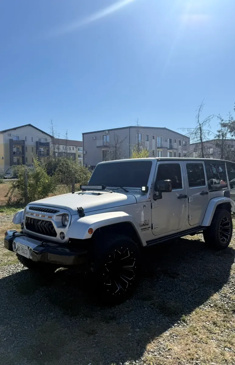 Jeep Wrangler 2013 photo 2