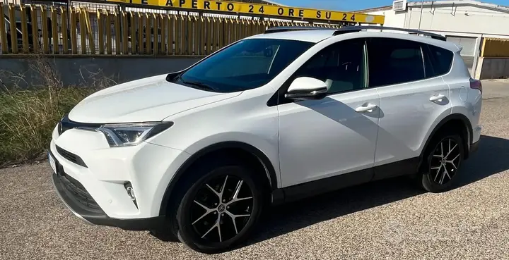Toyota Rav4 2017 photo 5