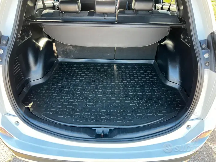 Toyota Rav4 2017 photo 4