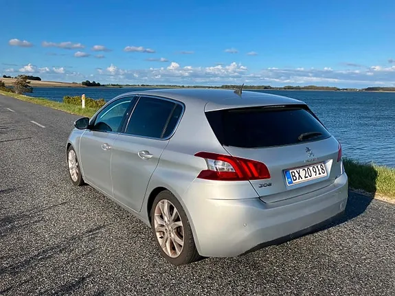 Peugeot 308 2014 photo 4