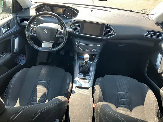 Peugeot 308 2014 photo 5