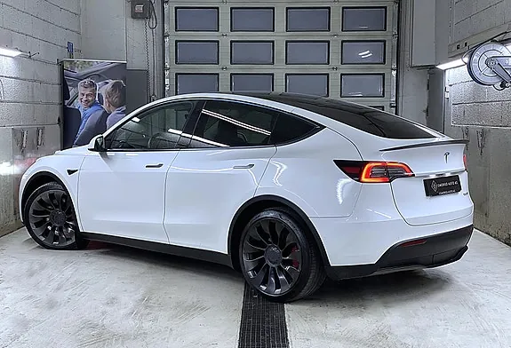 Tesla Model Y 2022 photo 5