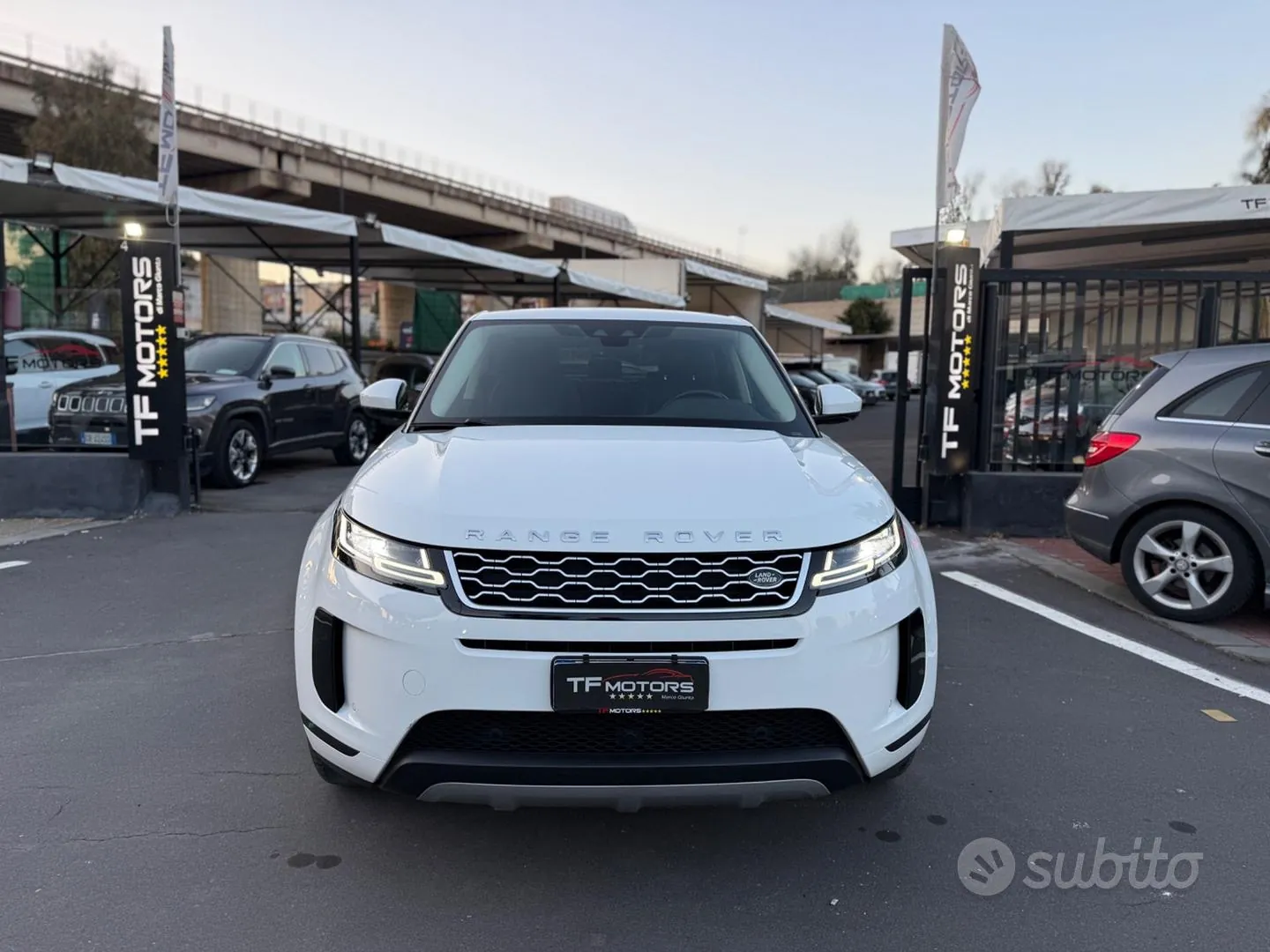 Land Rover Range Rover Evoque 2019 photo 2