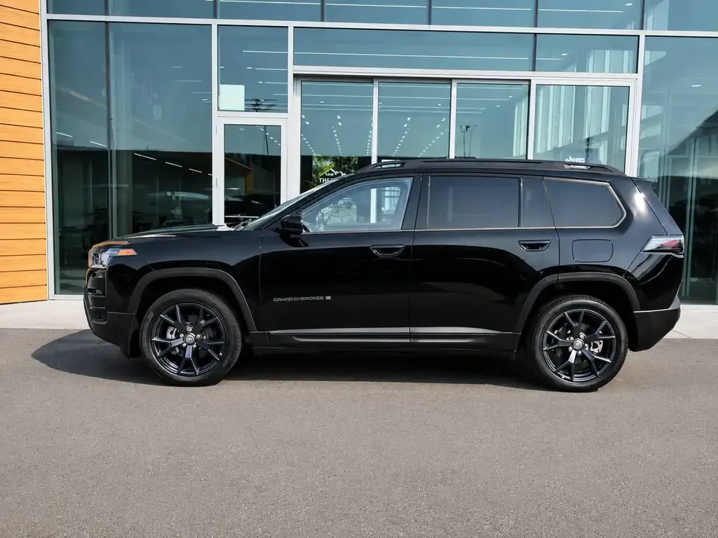 Jeep Cherokee 2026 photo 3