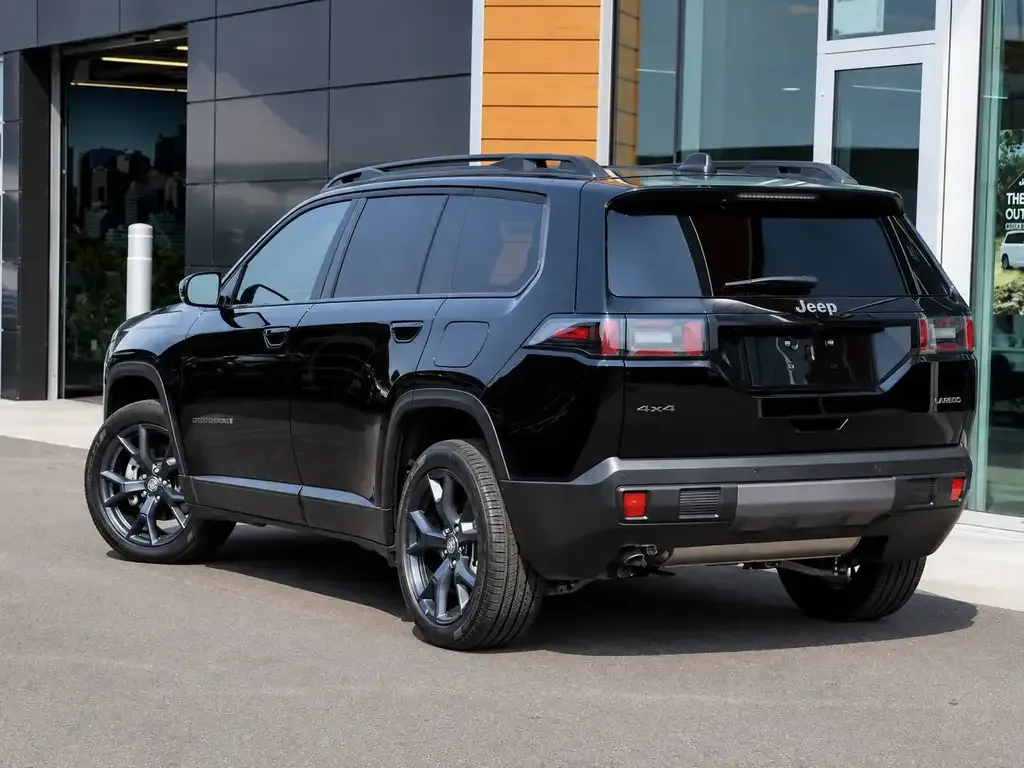 Jeep Cherokee 2026 photo 4