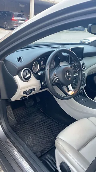 Mercedes-Benz Gla220 D 2017 photo 2