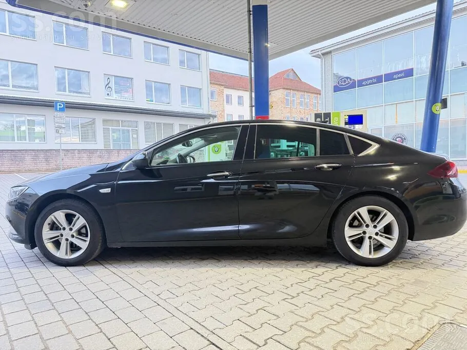 Opel Insignia 2018 photo 4