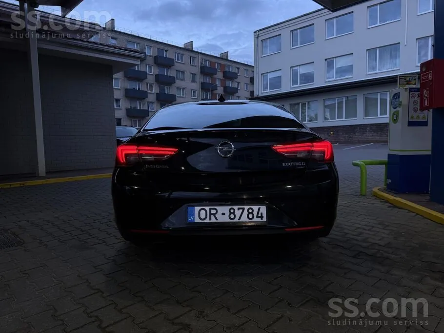 Opel Insignia 2018 photo 2
