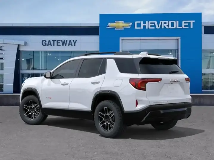 GMC Terrain 2027 photo 3