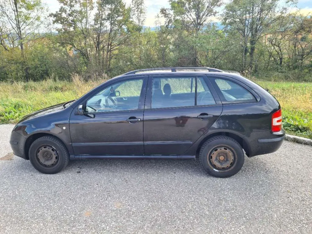 Skoda Fabia 2006 photo 3