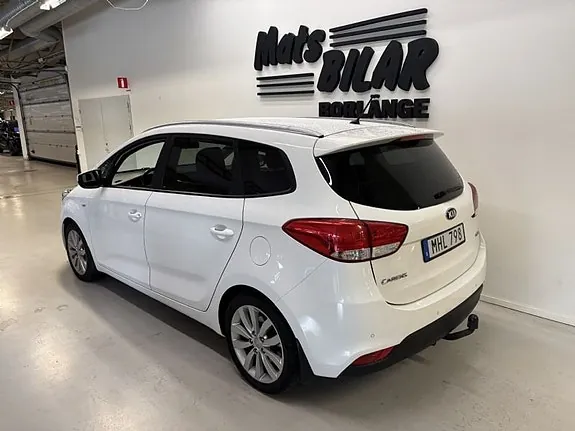 Kia Carens 2015 photo 3