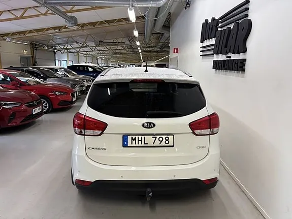 Kia Carens 2015 photo 4