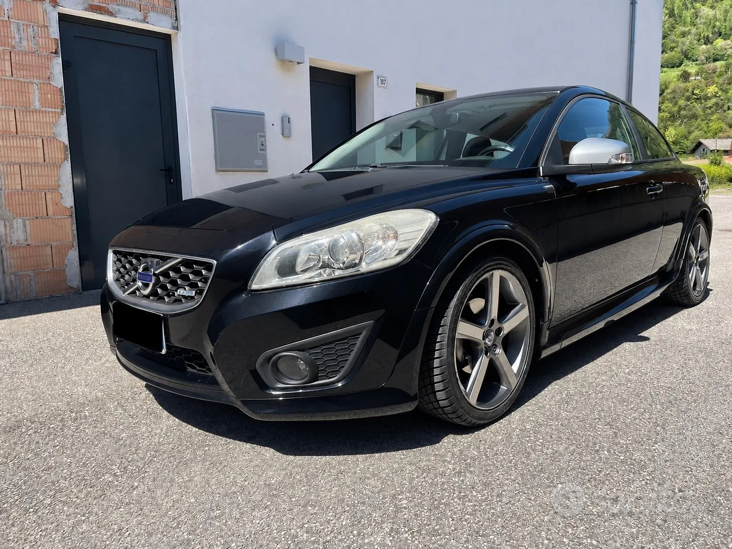 Volvo C30 2010 photo 2