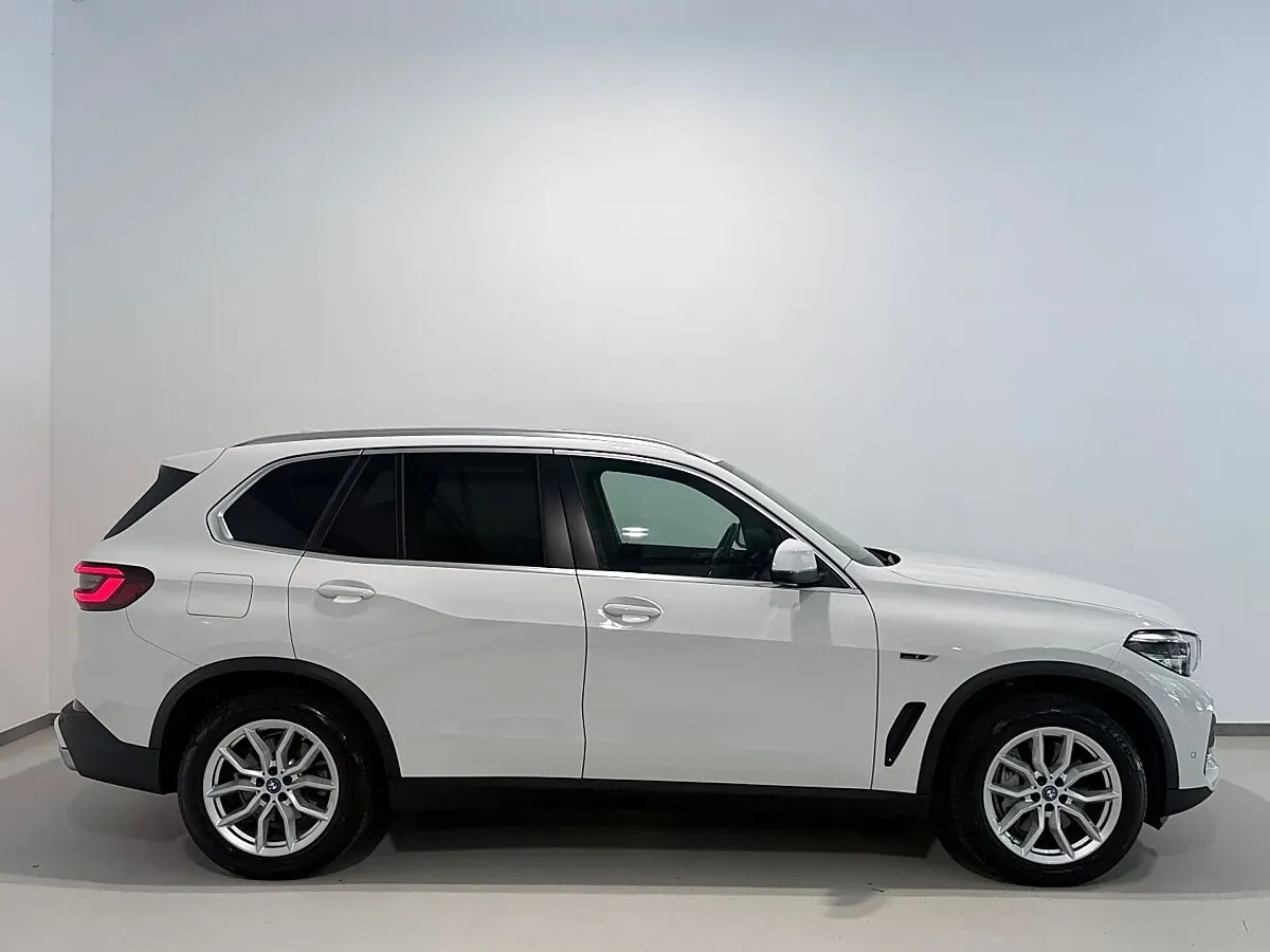 BMW X5 2022 photo 2